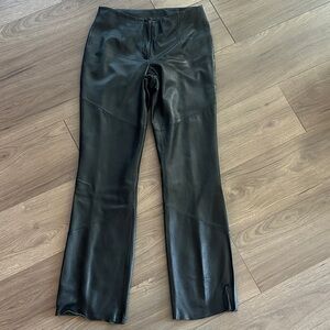 VTG Wilson Leather supple leather pants. Straight leg. Midrise. Size 6